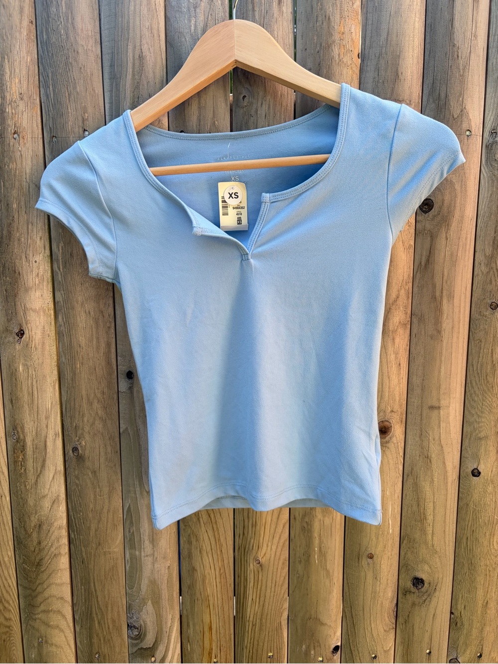 Aeropostale Light Blue Short Sleeve Scoop Neck Tee